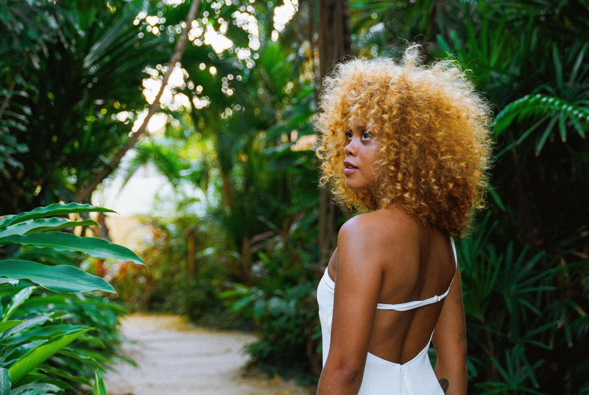 Cafe Jeri Hotel Jericoacoara Eksteriør billede A woman with a blonde afro