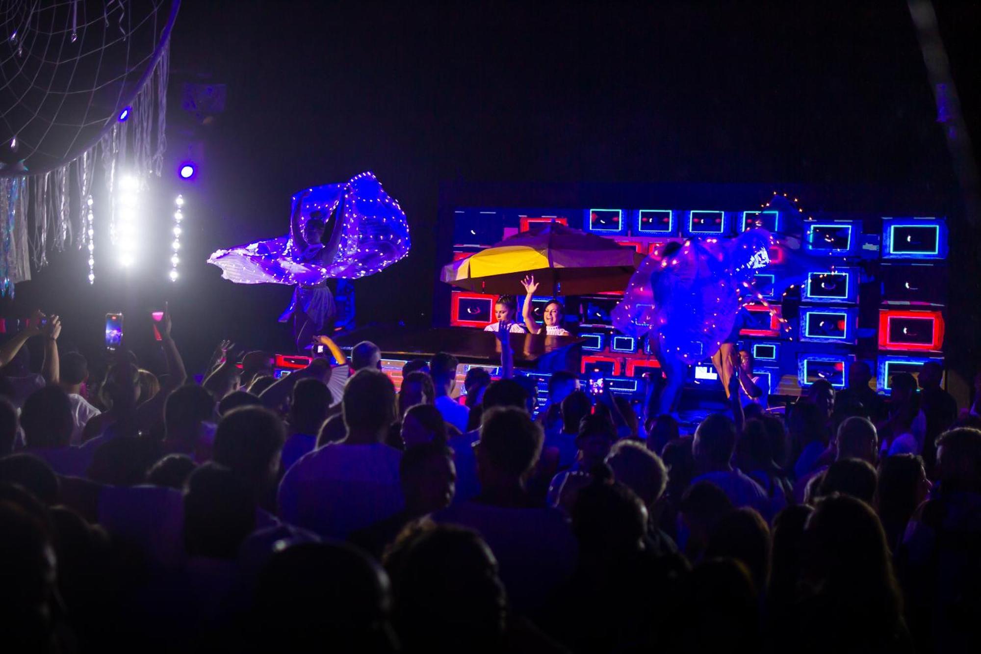Cafe Jeri Hotel Jericoacoara Eksteriør billede The stage at the 2011 edition of the festival